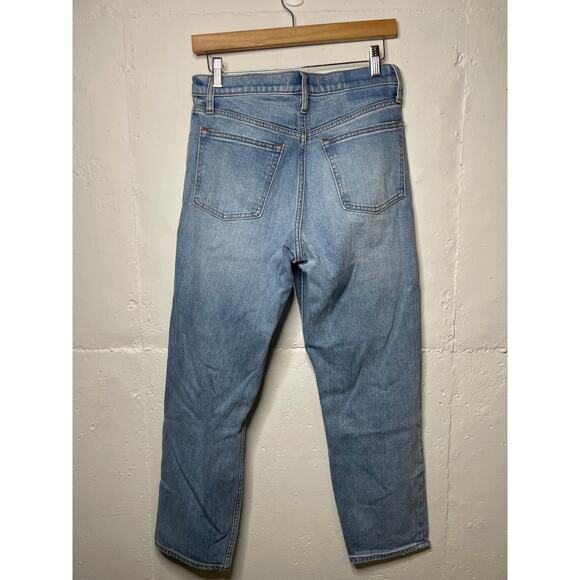 Abercrombie & Fitch The Mom High Rise Ripped Knees Denim Jeans Size 27 - Picture 4 of 7